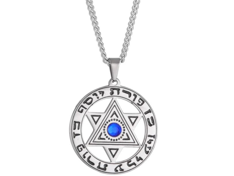 Hip-hop Five-pointed Star Amulet For Men And Women Titanium Steel Pendant Necklace
