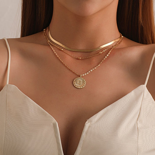Gold Vintage Flower Necklace